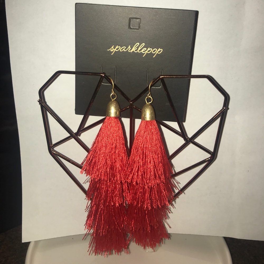 Sparklepop tassel earnings