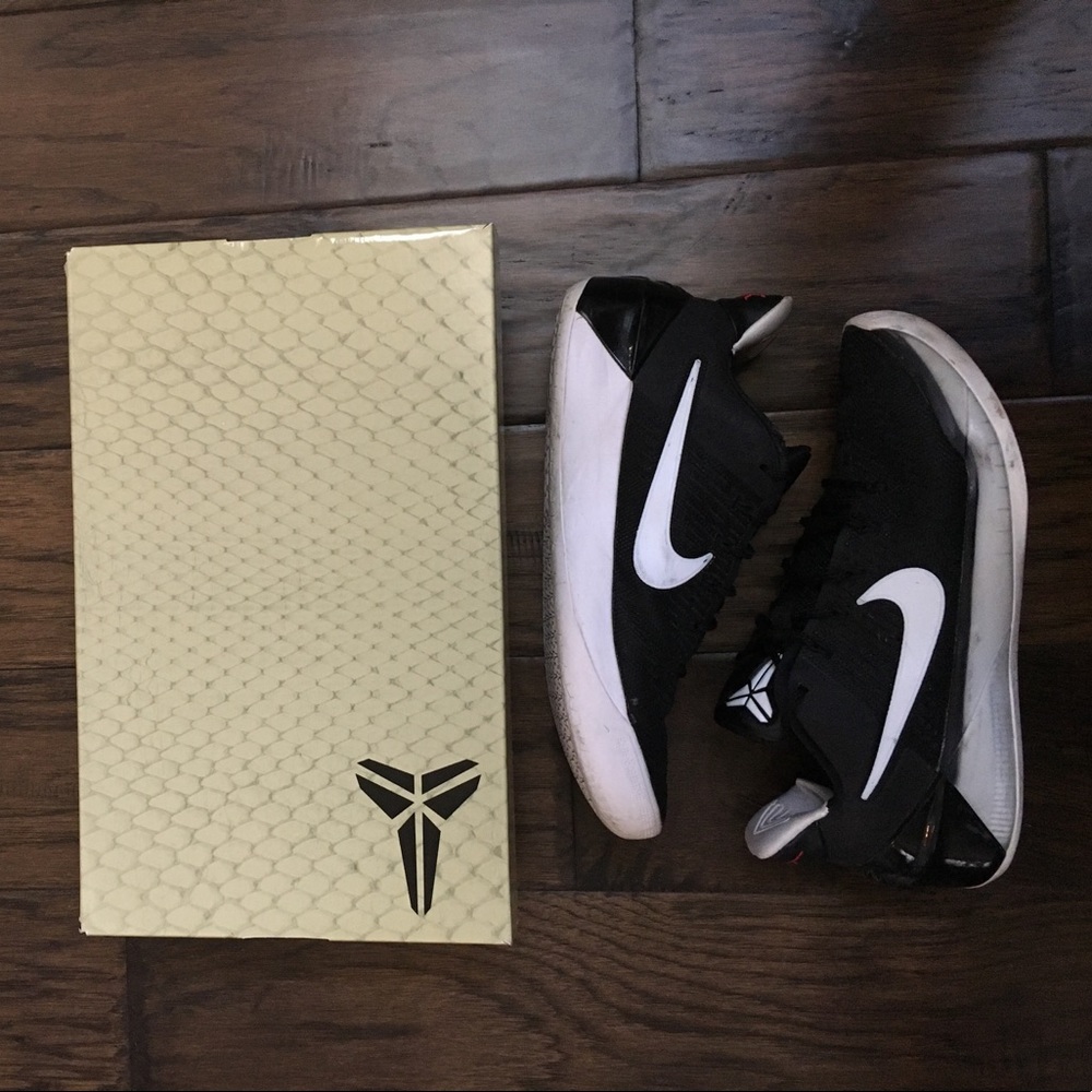 Nike Kobe AD