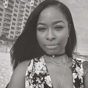 Meet your Posher, Tiffani