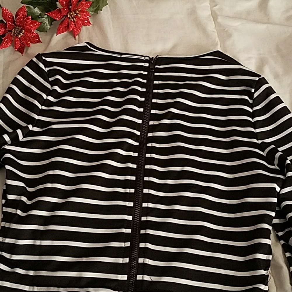 Crop Top - Picture 3 of 3
