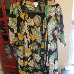 Lularoe Small Foral Shirley