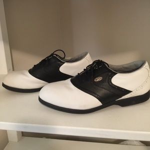 Black + White Mens NIKE golf shoes
