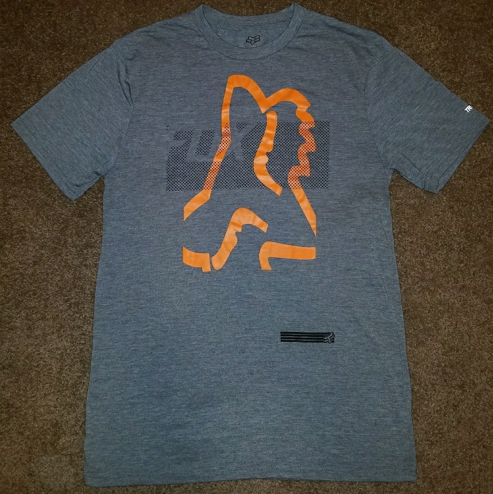 NWOT FOX TECH TEE
