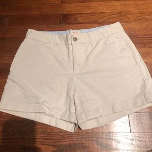Gap khaki shorts; size 6