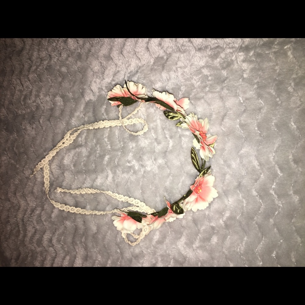 Flower crown - Picture 2 of 2