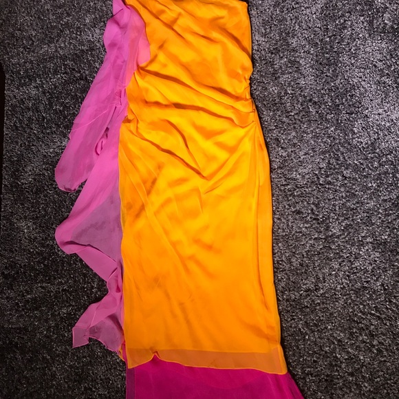 Diane Von Furstenberg Nori Dress 100% Silk - NWT - Picture 2 of 7