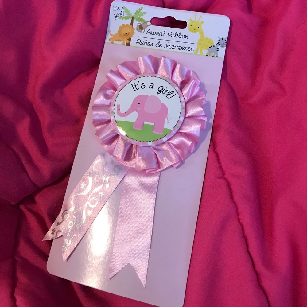 “ It’s a girl! “ award pin