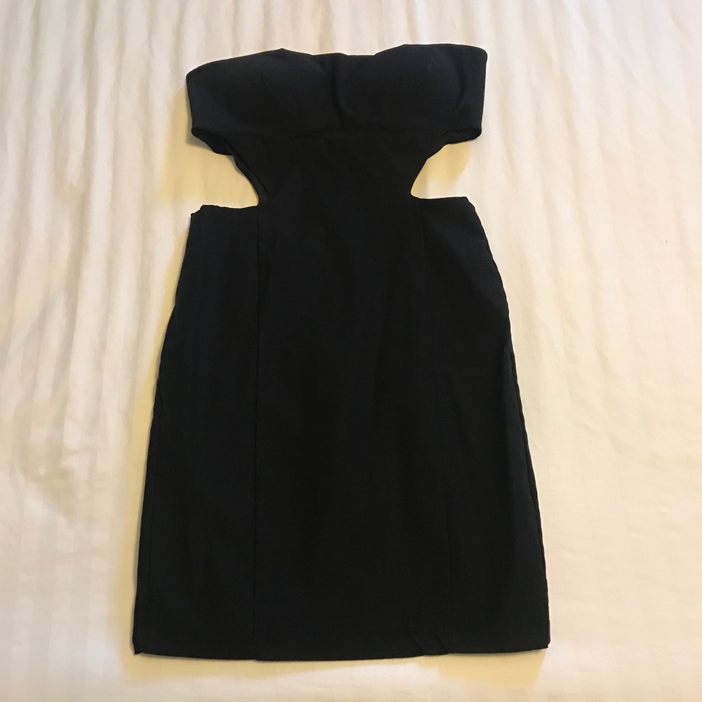 Strapless body con dress