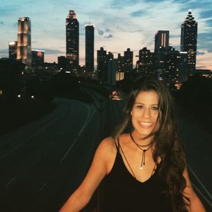 Meet your Posher, Ana laura