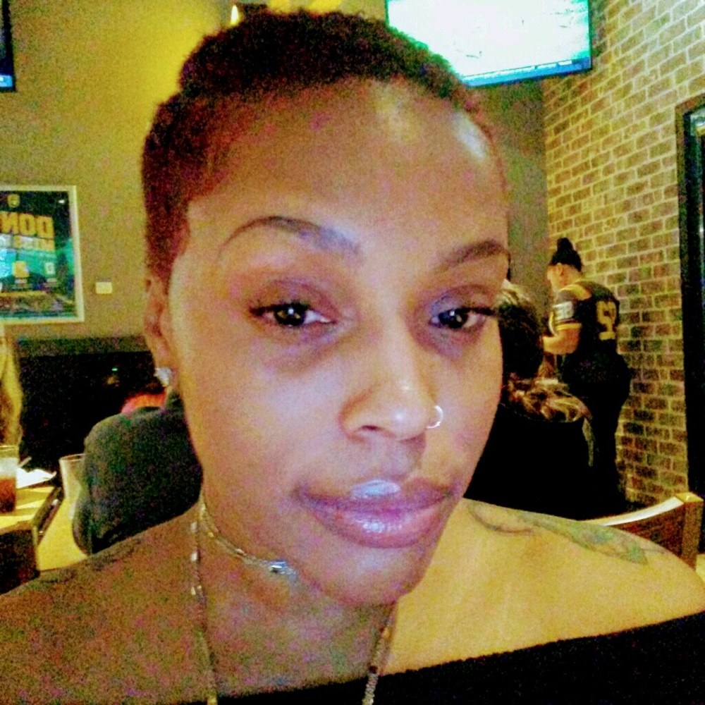 Meet your Posher, Nenyelle
