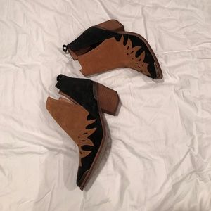 Jeffrey Campbell Hunt The Plains Booties, Size 9.5
