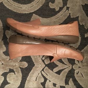 Easy Spirit Slip On Loafers