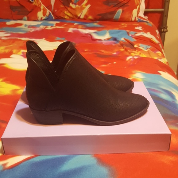 Booties - Picture 2 of 6