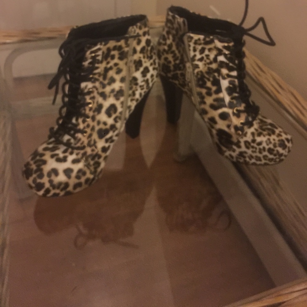 Sexy leopard women's boots