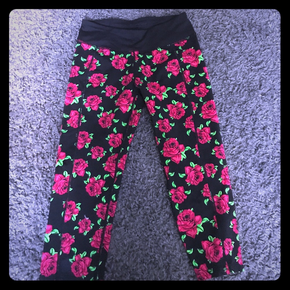 Betsey Johnson leggings
