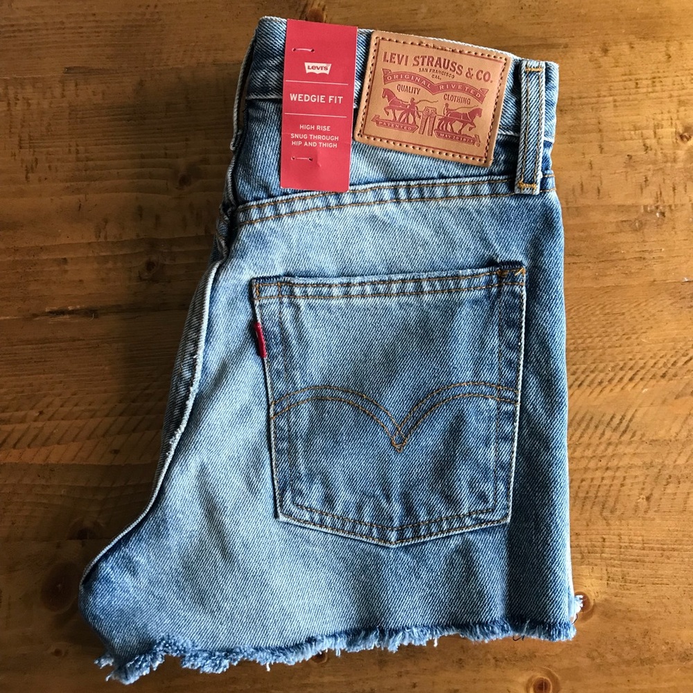 Levi’s wedgie Havana shorts