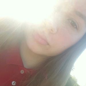 Meet your Posher, Karlie