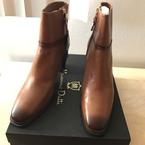 Authentic Massimo Dutti brown booties
