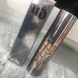 Urban Decay All Nighter Liquid Foundation 7.75