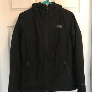 Women’s Northface tri climate 3 in 1 jacket