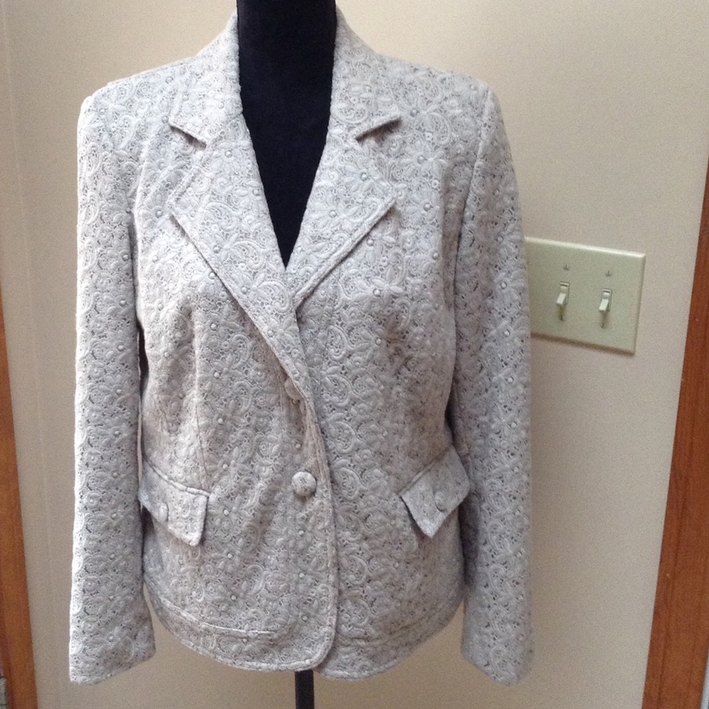 💜 Silver Gray Lined Lace Blazer 💜