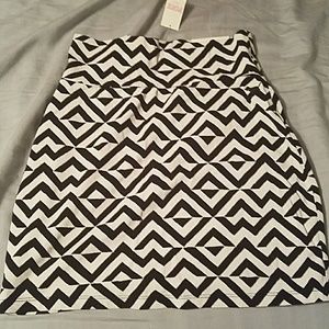 VS Pink high waist skirt