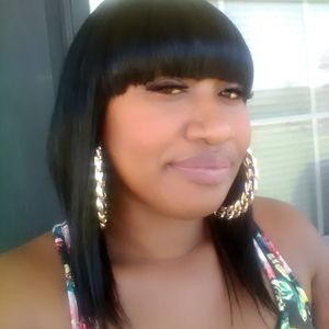 Meet your Posher, Renee