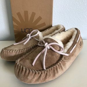 ugg tobacco moccasins