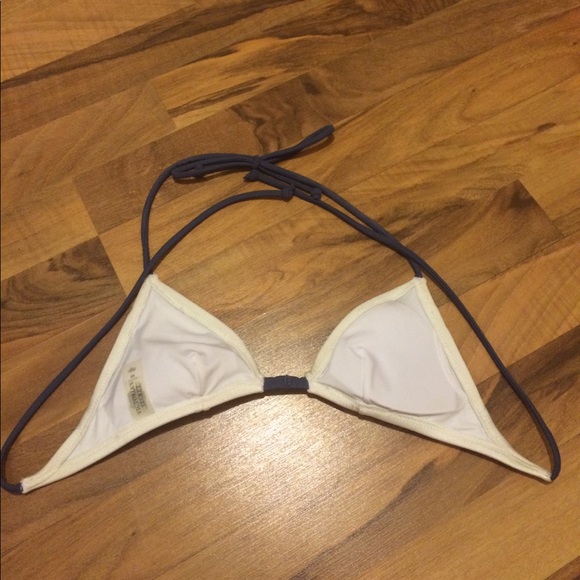 🌼VS bikini top🌼 - Picture 4 of 6