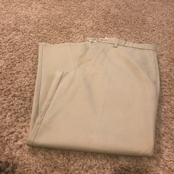 Classic Fit Docker style pants - Picture 1 of 4
