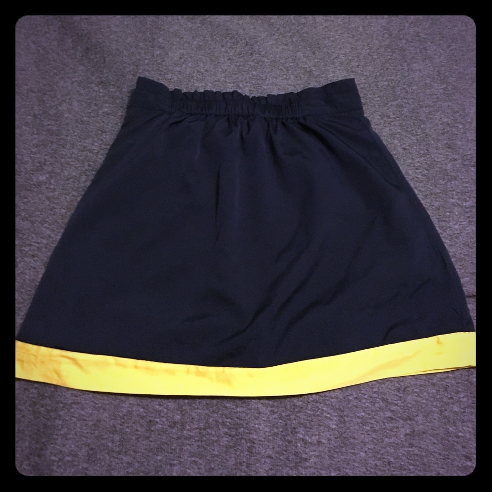 Skirt lefties like new