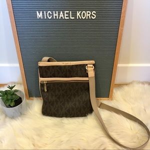 Michael Kors Monogram Crossbody Bag 👛