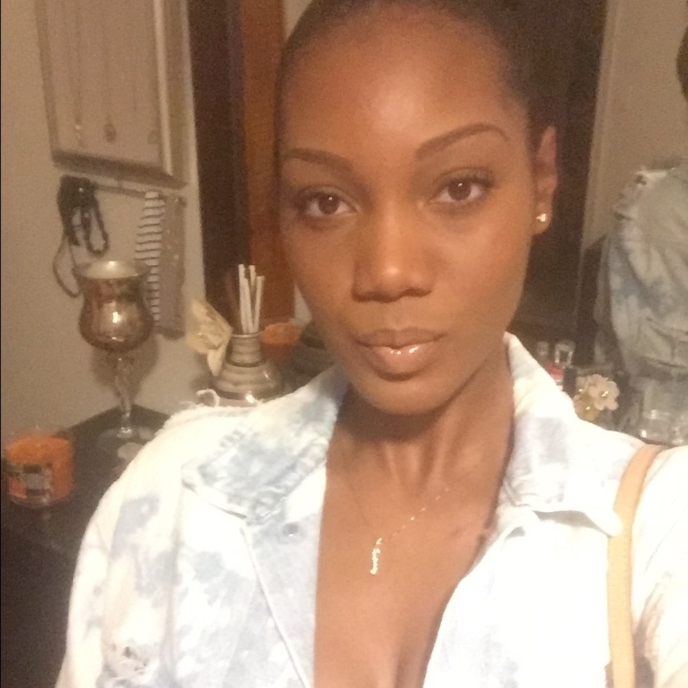 Meet your Posher, Nicol