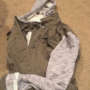 Greenish/Brown sweatshirt Jacket!