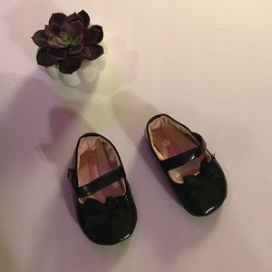 Black flats with bow