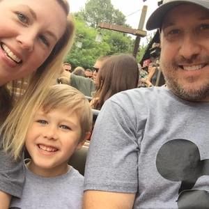 Meet your Posher, Traci