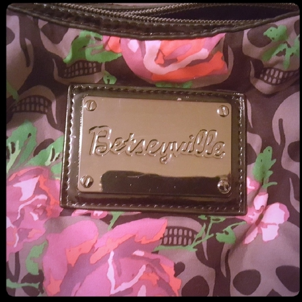 Bestyville Purse