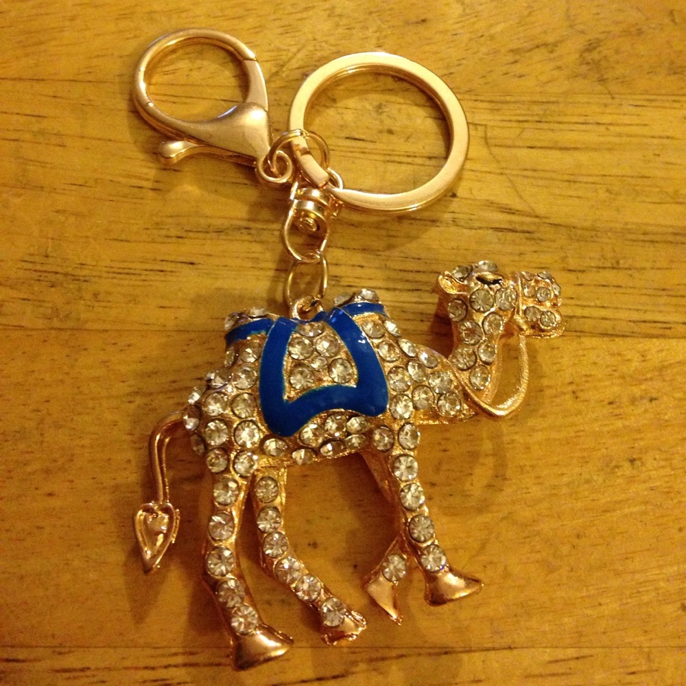Enamel rhinestone camel key chain