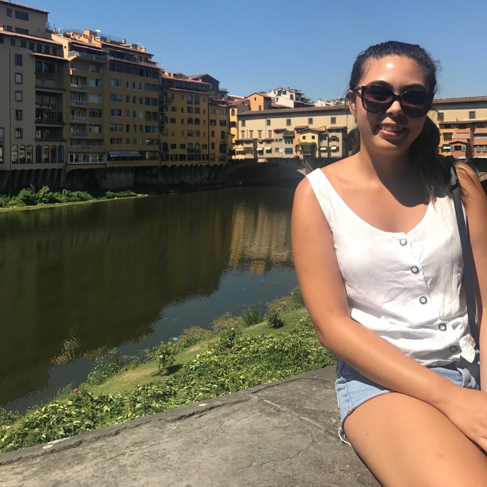 Meet your Posher, Sofia