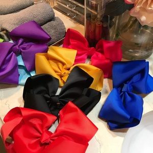 Accessories - 8inch Bows Accessories - 8inch Bows
