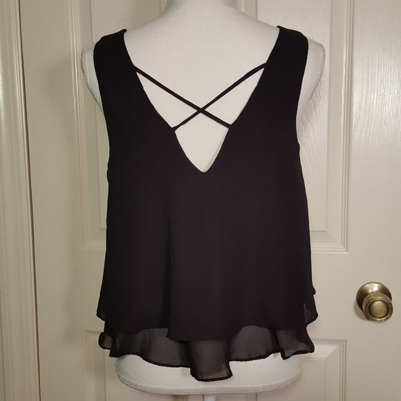 Decree Black Layered Tank - Picture 4 of 7
