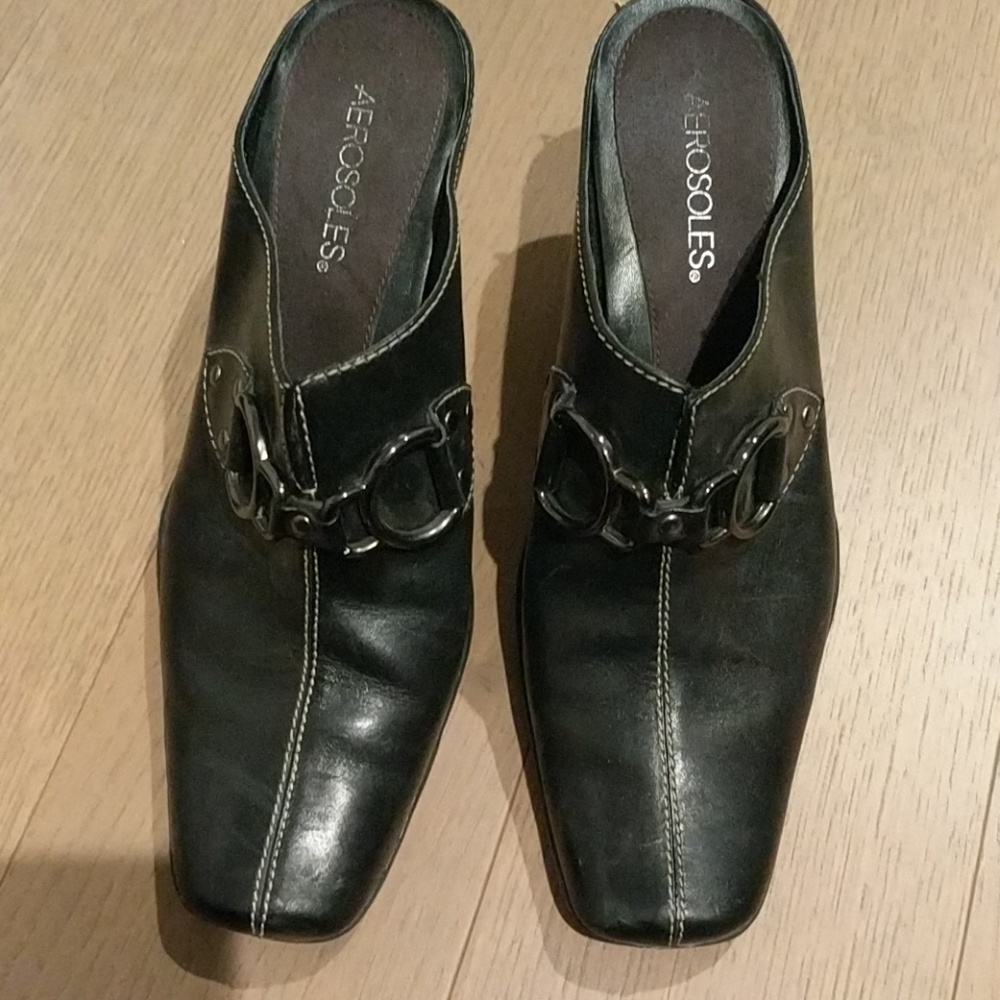 Black Aerosoles size 9