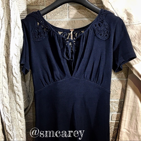 Free People Tops - SALE🛎🆕 FREE PEOPLE NAVY BLUE CROCHET PEASANT TOP