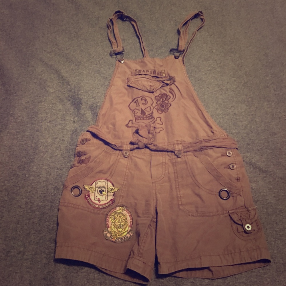 Dungarees short l'appela