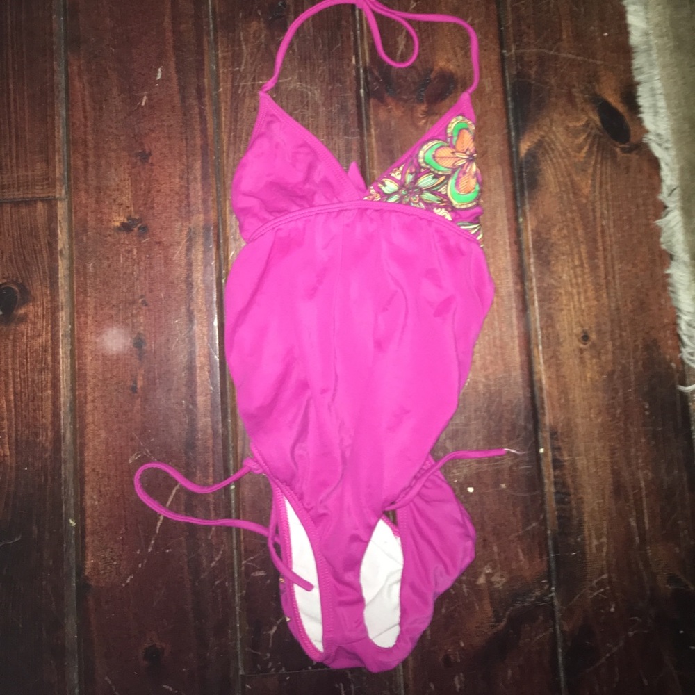 Girls raisins bathing suit