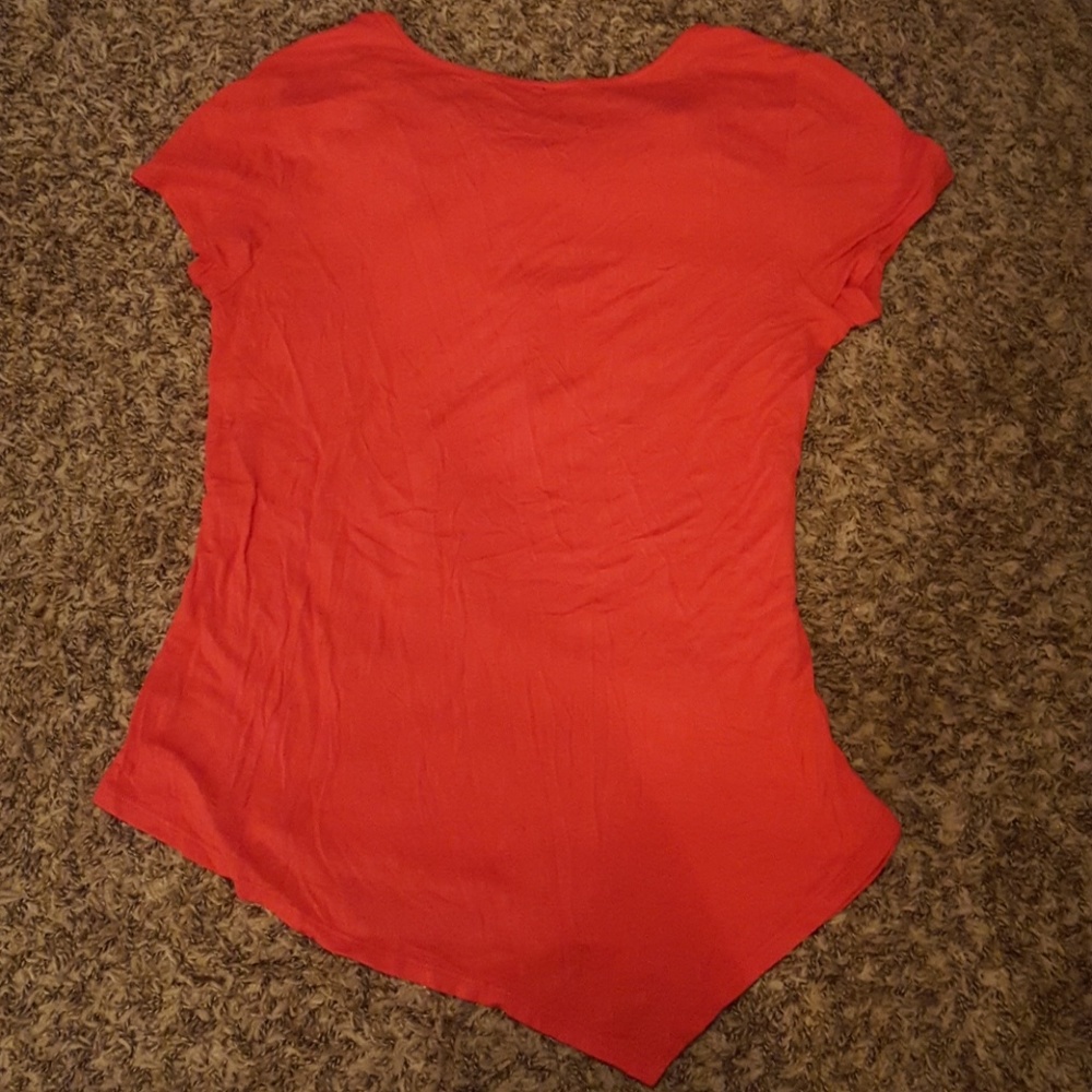 Comfy,  flattering top - Picture 2 of 2