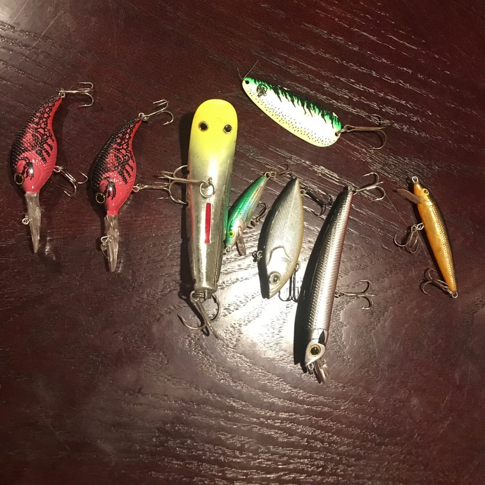 Fishing hook bundle (8 pieces)