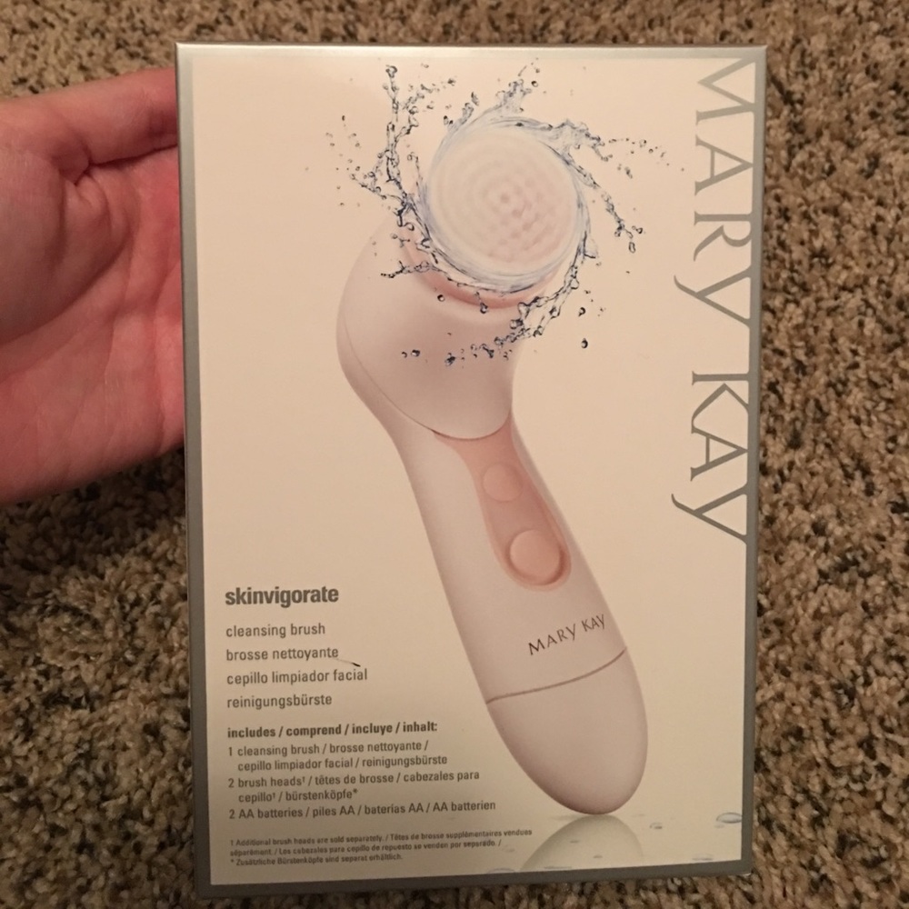 Mary Kay Skinvigorate