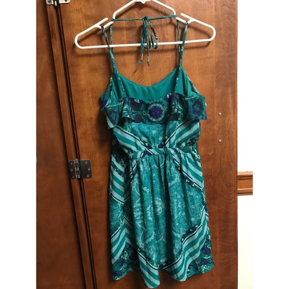 🔴NWOT American Eagle Print Ruffle Dress size 2 - Picture 4 of 6