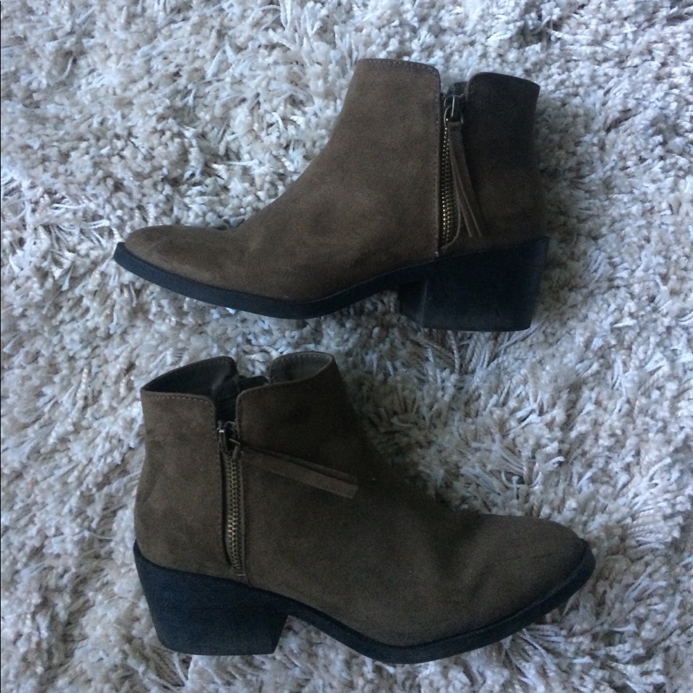 Faux suede olive booties size 8